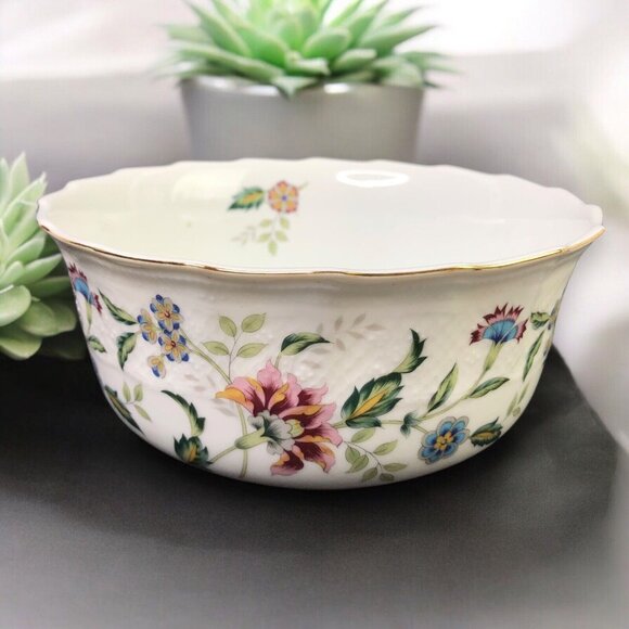 Andrea by Sadek Japan Round Serving Soup Bowl Floral Embossed Gold Trim Cottage - Picture 1 of 10